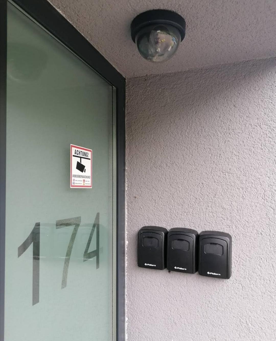 Sleep Well Apartments Detmold - Tempur Beds- Neu - Top Lage - Free Parking - Wifi ภายนอก รูปภาพ
