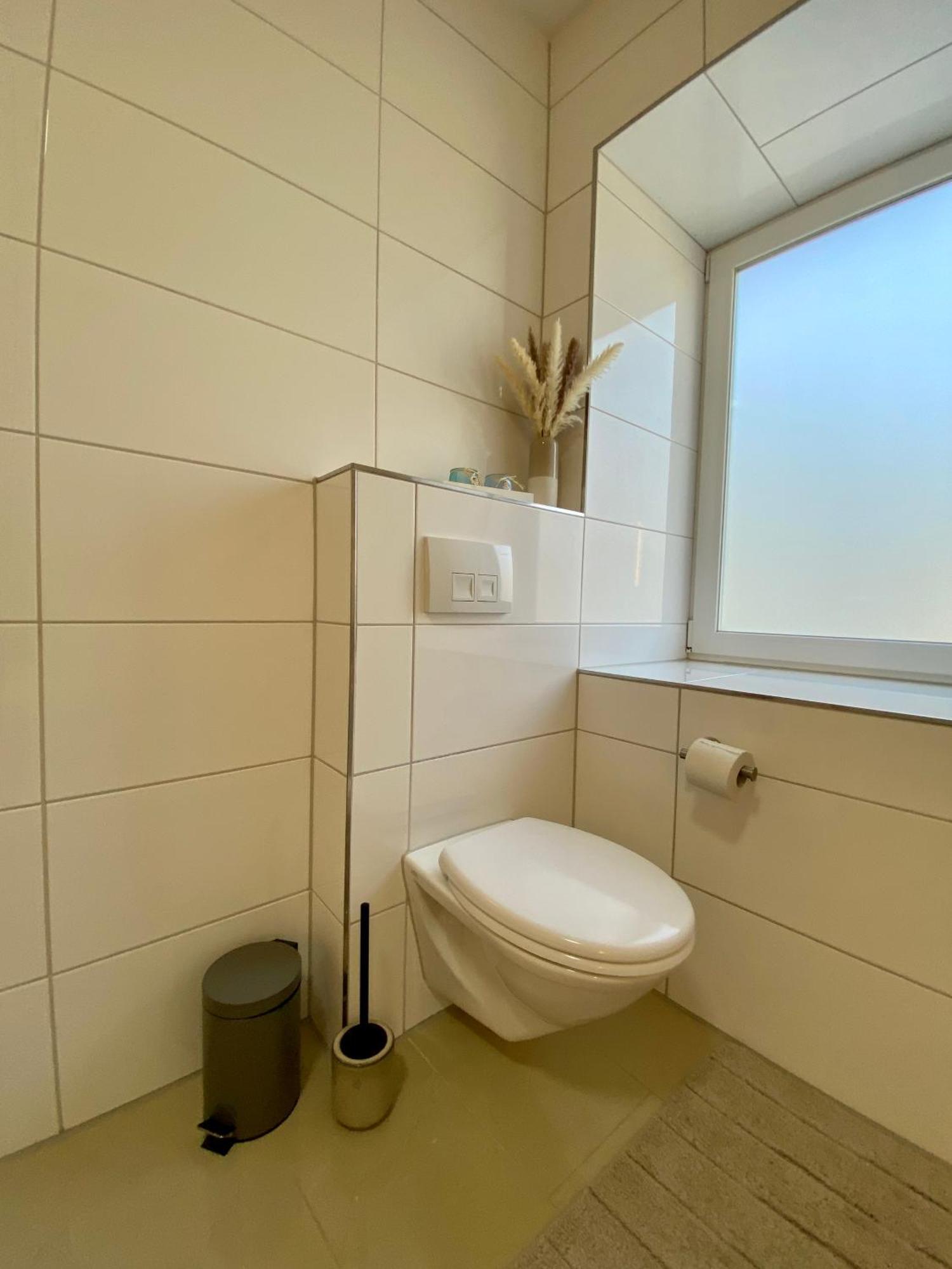 Sleep Well Apartments Detmold - Tempur Beds- Neu - Top Lage - Free Parking - Wifi ภายนอก รูปภาพ